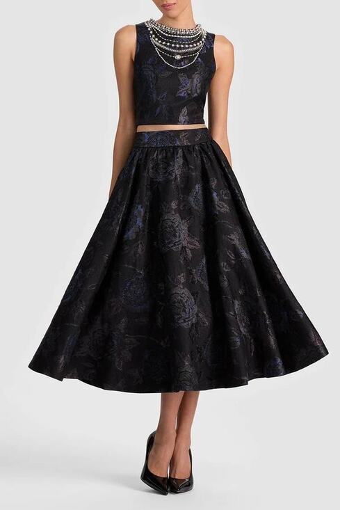 Alice + Olivia Dresses & Skirts - Alice + Olivia Nilda Voluminous Midi Skirt in Black 2
